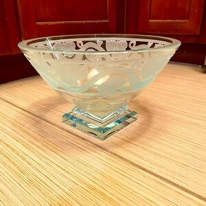 Glass Centerpiece Bowl w/ Etched Leaves by Stephen Schlanser 1999 Vntg Art Glass